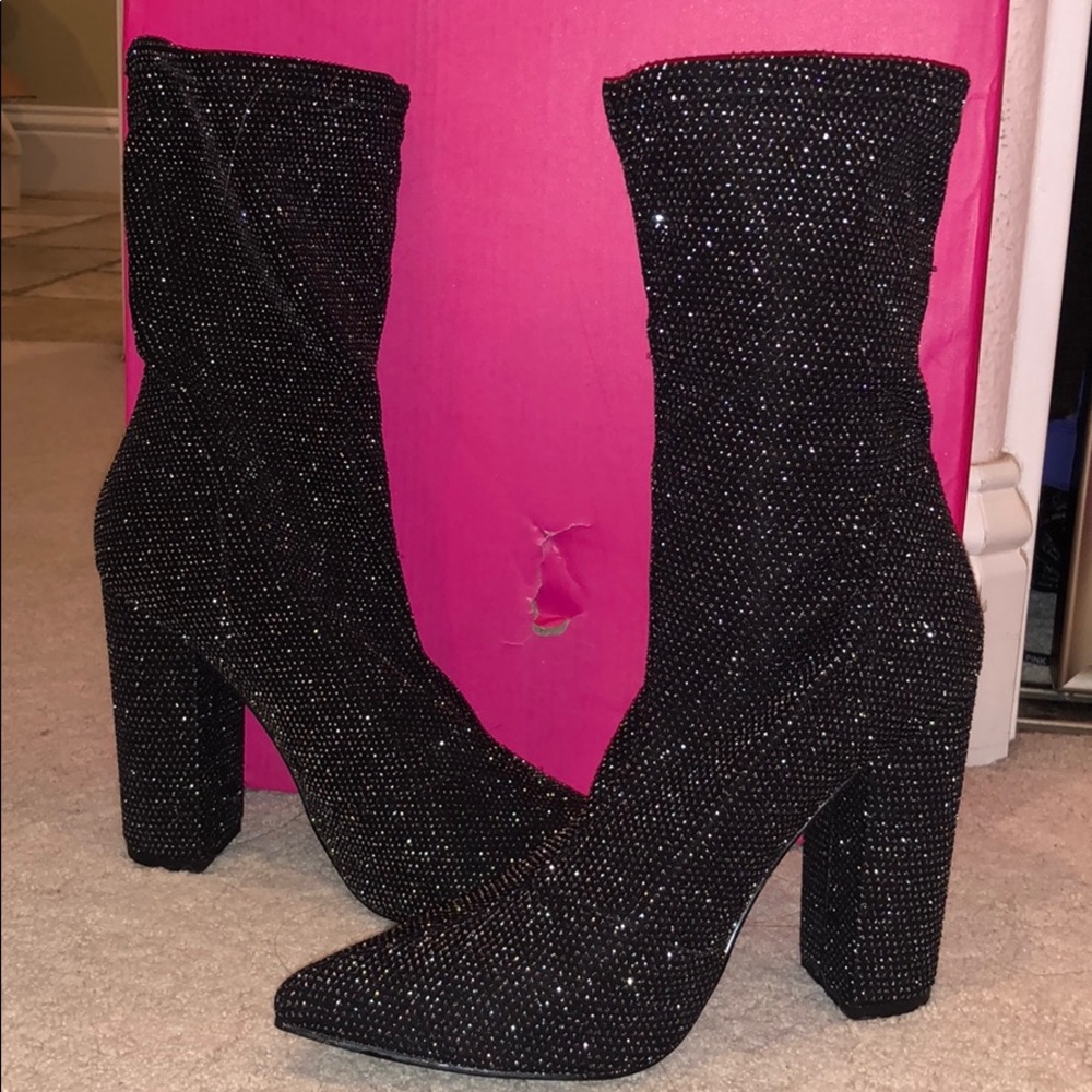 NEVER WORN Black sparkly sock booties